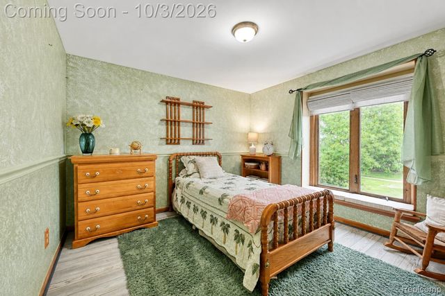 40019 Gulliver Drive, Sterling Heights, MI 48310