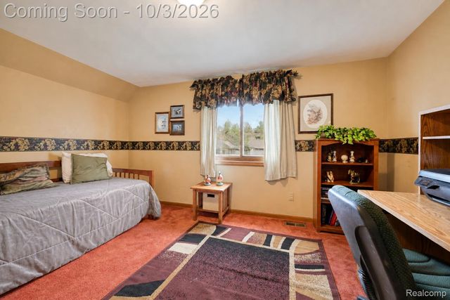 40019 Gulliver Drive, Sterling Heights, MI 48310