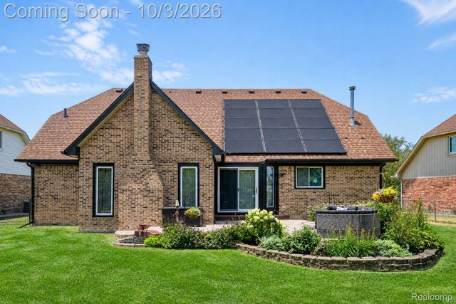40019 Gulliver Drive, Sterling Heights, MI 48310