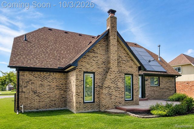 40019 Gulliver Drive, Sterling Heights, MI 48310