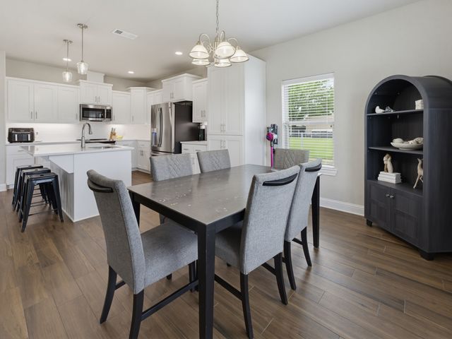 505 N Neu Drive, Lindsay, TX 76250