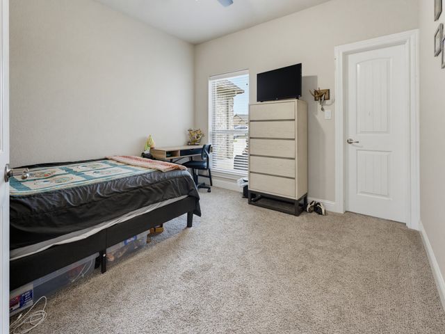505 N Neu Drive, Lindsay, TX 76250
