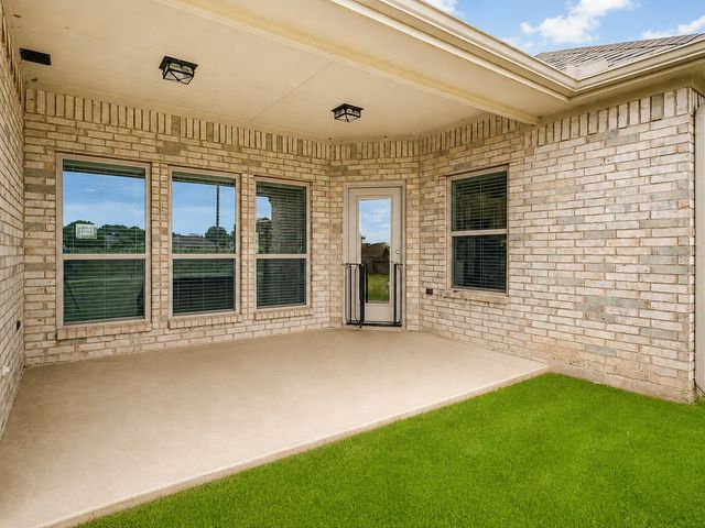 505 N Neu Drive, Lindsay, TX 76250