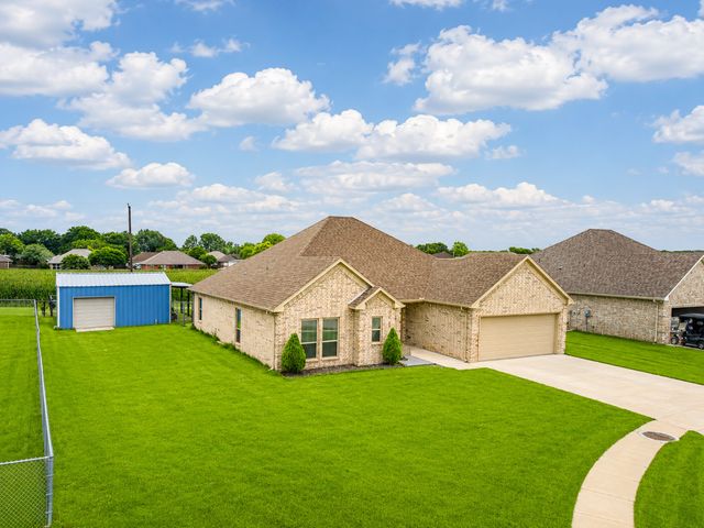 505 N Neu Drive, Lindsay, TX 76250