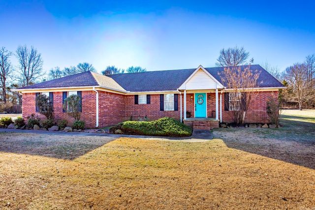 112 Selvidge Ln, Searcy, AR 72143