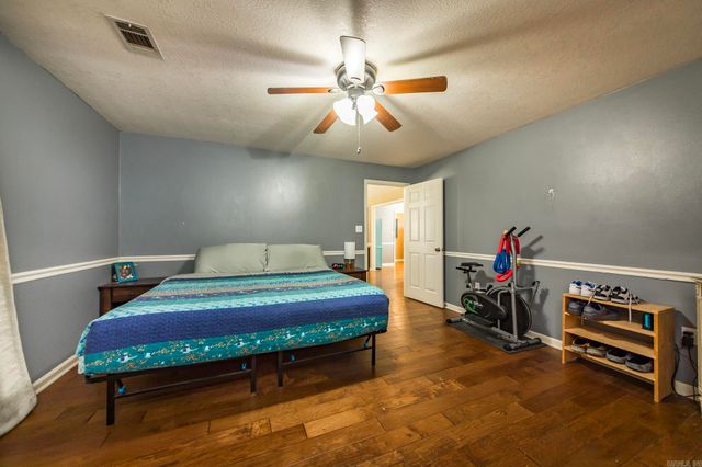 112 Selvidge Ln, Searcy, AR 72143