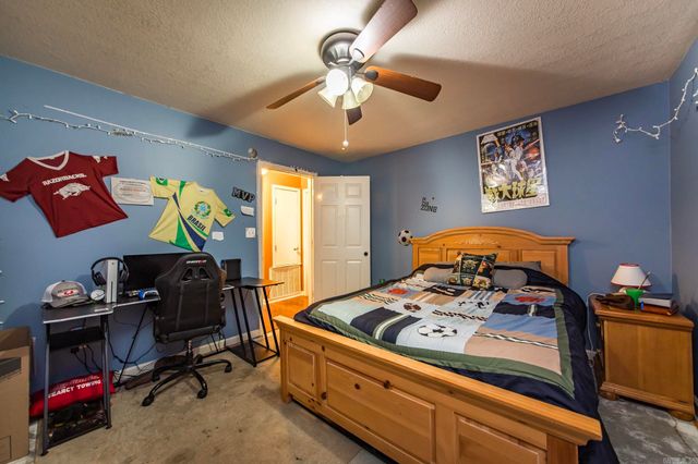 112 Selvidge Ln, Searcy, AR 72143