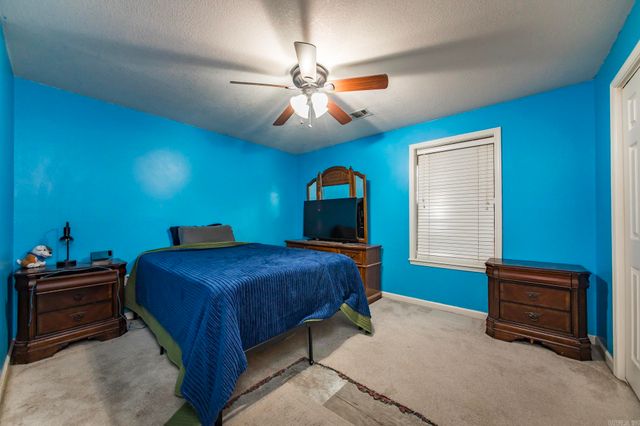 112 Selvidge Ln, Searcy, AR 72143