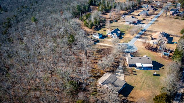 112 Selvidge Ln, Searcy, AR 72143