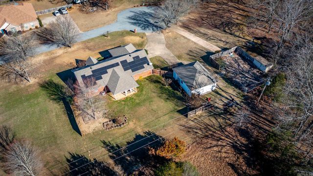 112 Selvidge Ln, Searcy, AR 72143