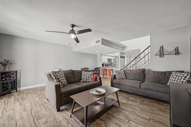 815 E GROVERS Avenue 57, Phoenix, AZ 85022