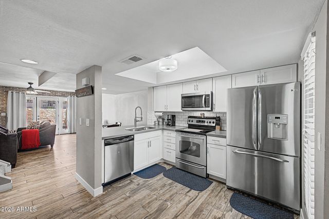 815 E GROVERS Avenue 57, Phoenix, AZ 85022
