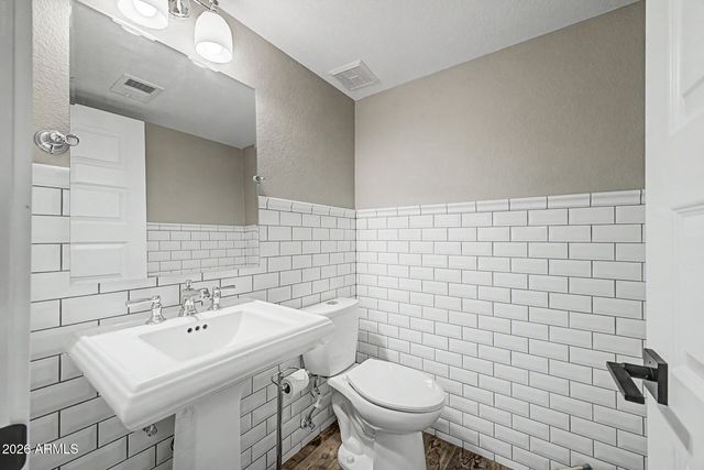 815 E GROVERS Avenue 57, Phoenix, AZ 85022