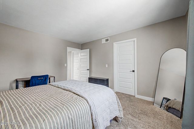 815 E GROVERS Avenue 57, Phoenix, AZ 85022