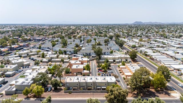 815 E GROVERS Avenue 57, Phoenix, AZ 85022