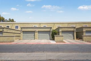 815 E GROVERS Avenue 57, Phoenix, AZ 85022