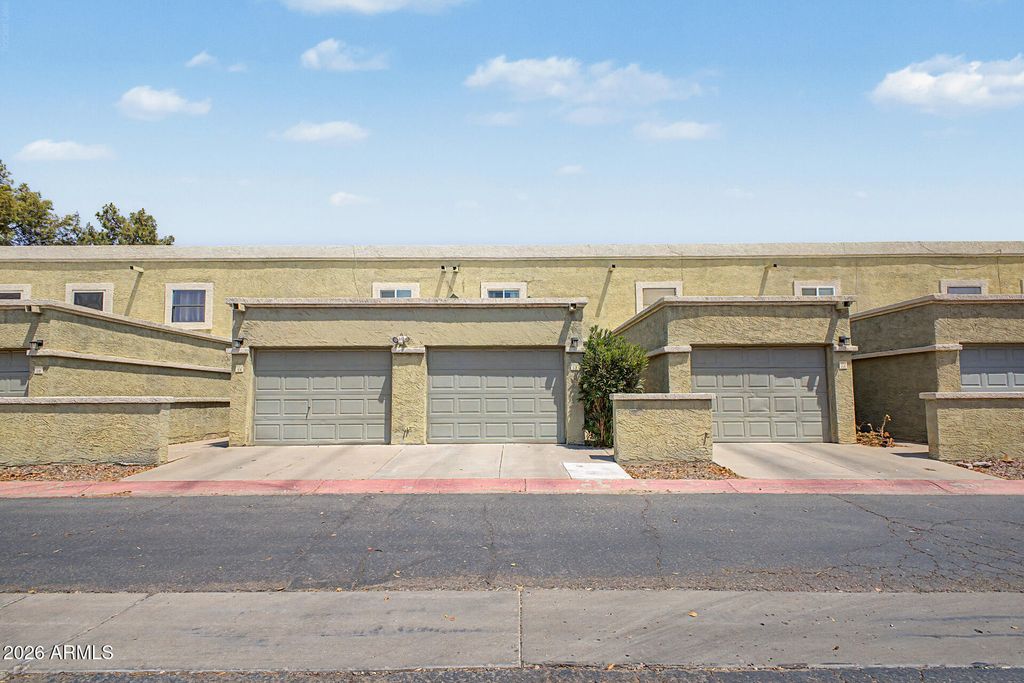 815 E GROVERS Avenue 57, Phoenix, AZ 85022