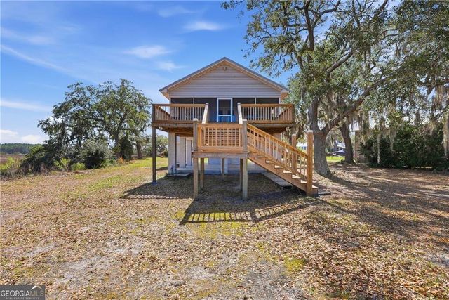 1116 Pleasure Point Lane NE, Townsend, GA 31331