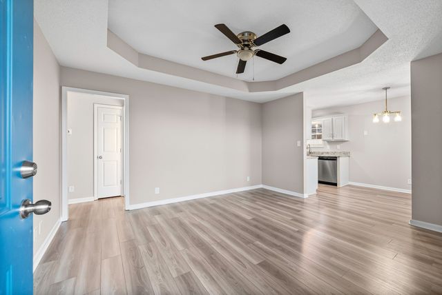 1010 Winesap Rd, Clarksville, TN 37040