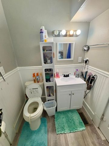 514 W Cave Springs AVe, El Dorado, KS 67042