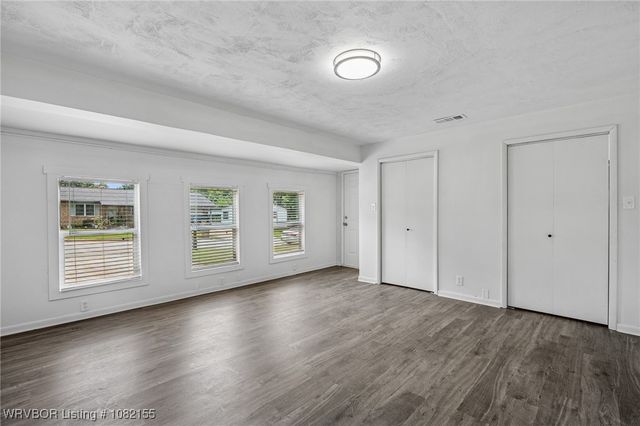 2221 N 56th Lane, Fort Smith, AR 72904