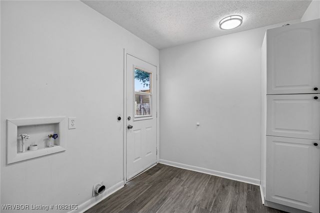 2221 N 56th Lane, Fort Smith, AR 72904
