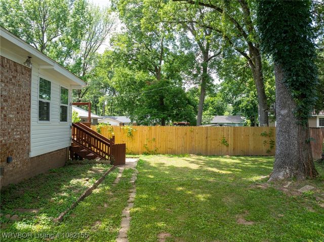 2221 N 56th Lane, Fort Smith, AR 72904
