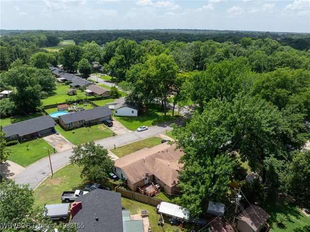 2221 N 56th Lane, Fort Smith, AR 72904