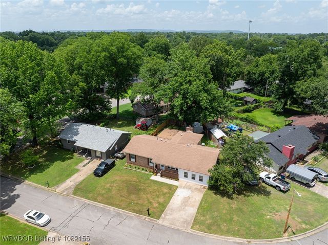 2221 N 56th Lane, Fort Smith, AR 72904
