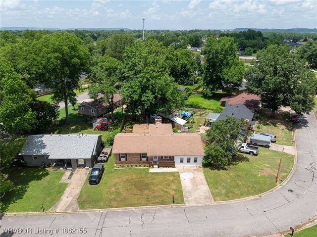 2221 N 56th Lane, Fort Smith, AR 72904