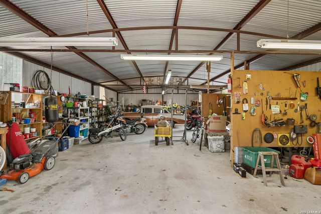 188 Guadalupe Ranch Ln, Seguin, TX 78155