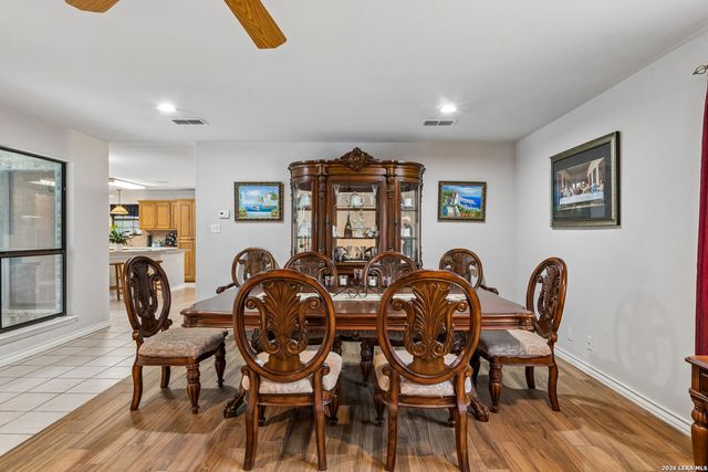 188 Guadalupe Ranch Ln, Seguin, TX 78155