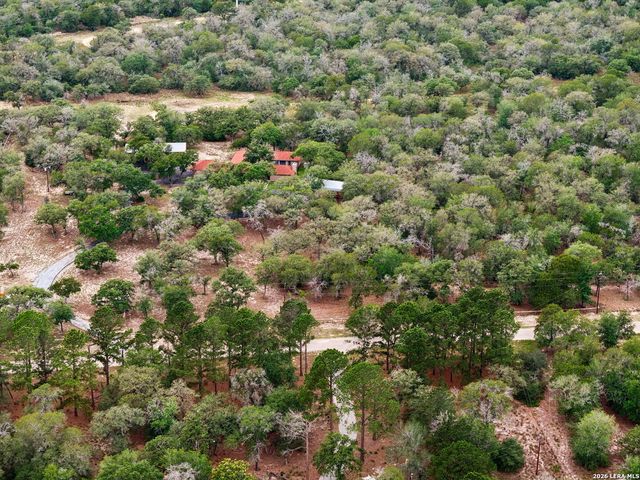 188 Guadalupe Ranch Ln, Seguin, TX 78155