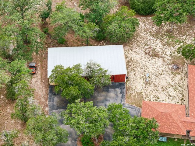 188 Guadalupe Ranch Ln, Seguin, TX 78155
