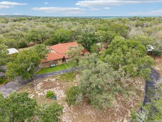 188 Guadalupe Ranch Ln, Seguin, TX 78155