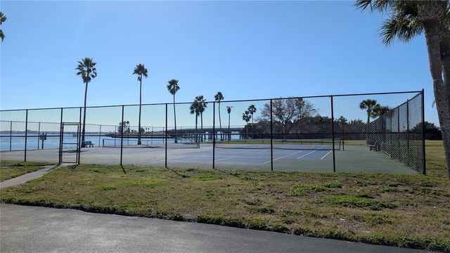 7 DUNOON PLACE Unit 104, Dunedin, FL 34698