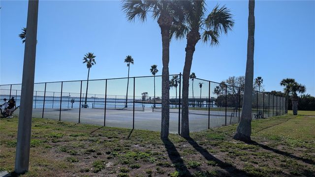 7 DUNOON PLACE Unit 104, Dunedin, FL 34698