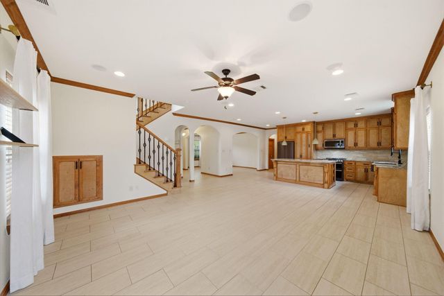 3231 Francis Street, Houston, TX 77004