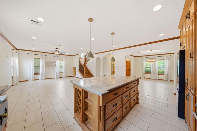 3231 Francis Street, Houston, TX 77004