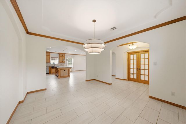 3231 Francis Street, Houston, TX 77004