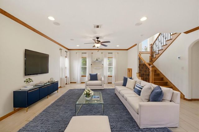 3231 Francis Street, Houston, TX 77004