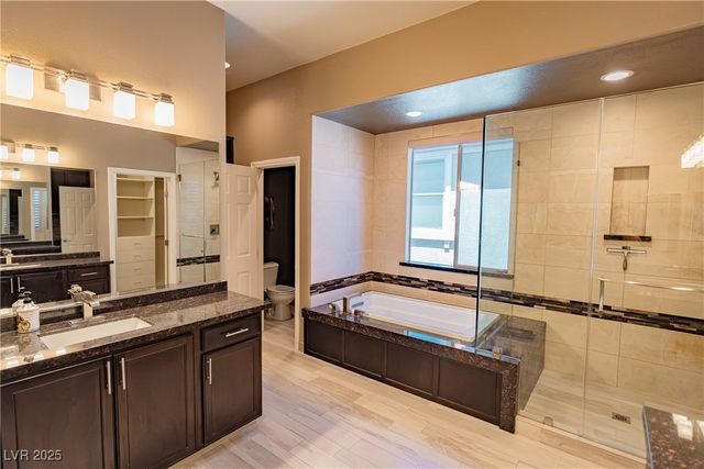 10404 Mystic Pine Road, Las Vegas, NV 89135