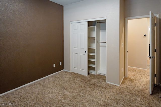 10404 Mystic Pine Road, Las Vegas, NV 89135