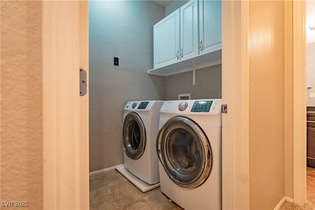 10404 Mystic Pine Road, Las Vegas, NV 89135