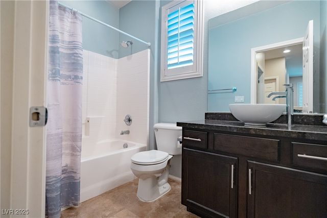 10404 Mystic Pine Road, Las Vegas, NV 89135