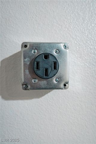 10404 Mystic Pine Road, Las Vegas, NV 89135