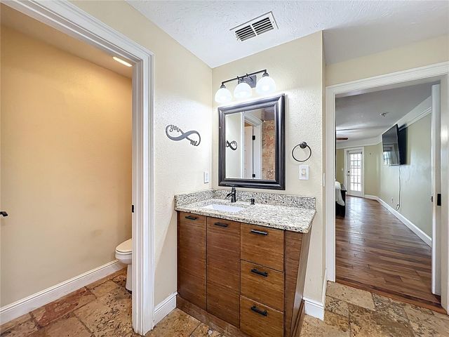 36755 ALAQUA COURT, Eustis, FL 32736