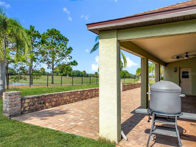 36755 ALAQUA COURT, Eustis, FL 32736