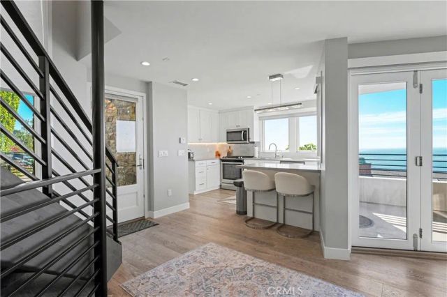 2590 Iris, Laguna Beach, CA 92651