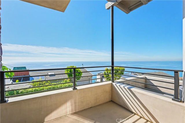 2590 Iris, Laguna Beach, CA 92651
